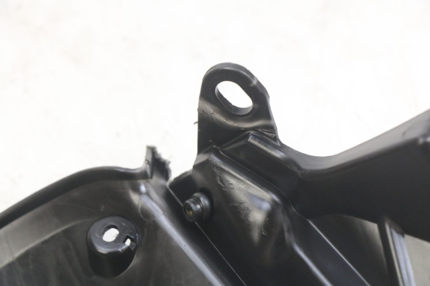 photo de FACCIATA ANTERIORE INTERNA YAMAHA X-MAX XMAX 125 (2010 - 2013) - Zoom sullo stato d'uso