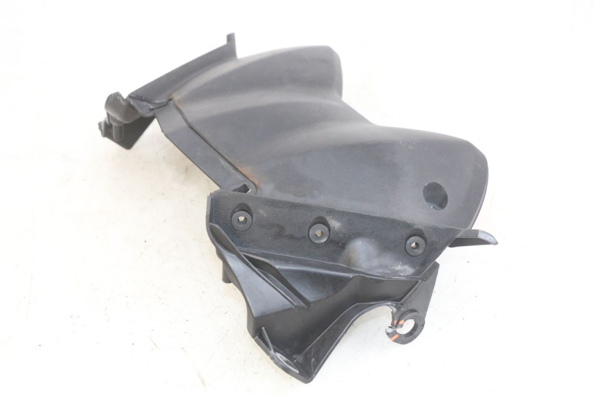 photo de FACCIATA ANTERIORE INTERNA YAMAHA X-MAX XMAX 125 (2010 - 2013) - Primo piano tecnico