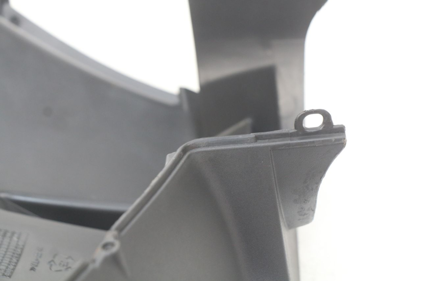 photo de FACCIATA ANTERIORE INTERNA PIAGGIO X7 125 (2007 - 2013) - Dettaglio del componente