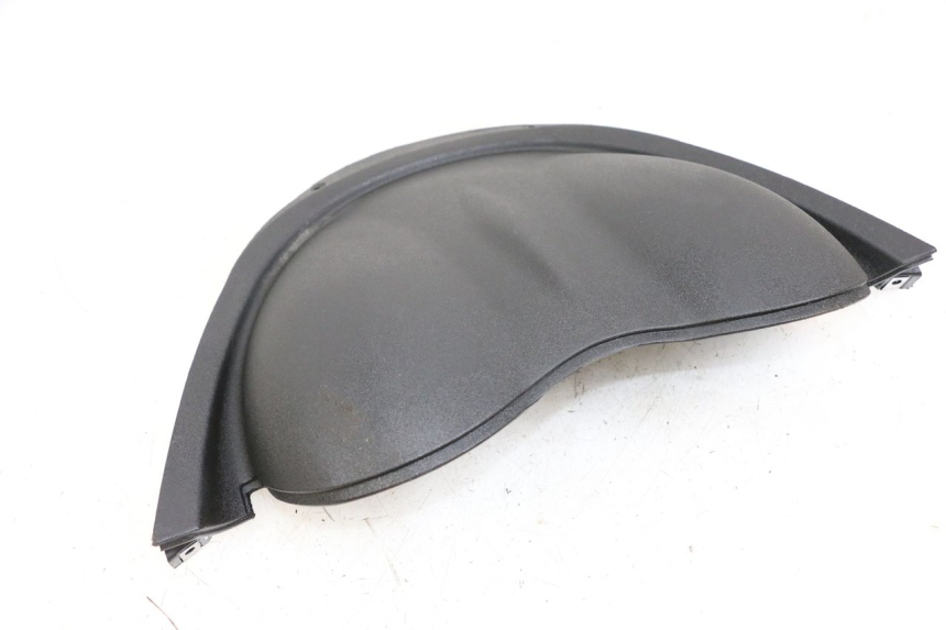 photo de FACCIATA ANTERIORE INTERNA PIAGGIO XEVO - X EVO 125 (2007 - 2017) - Zoom sullo stato d'uso