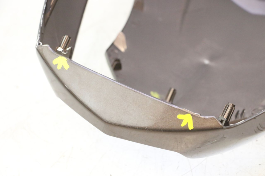photo de ANTERIORE PEUGEOT KISBEE 4T 50 (2010 - 2017) - Stato della superficie e materiale