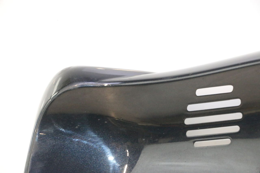 photo de SCUDO CARENA ANTERIORE PIAGGIO LIBERTY 125 (1998 - 2008) - Dettaglio del componente
