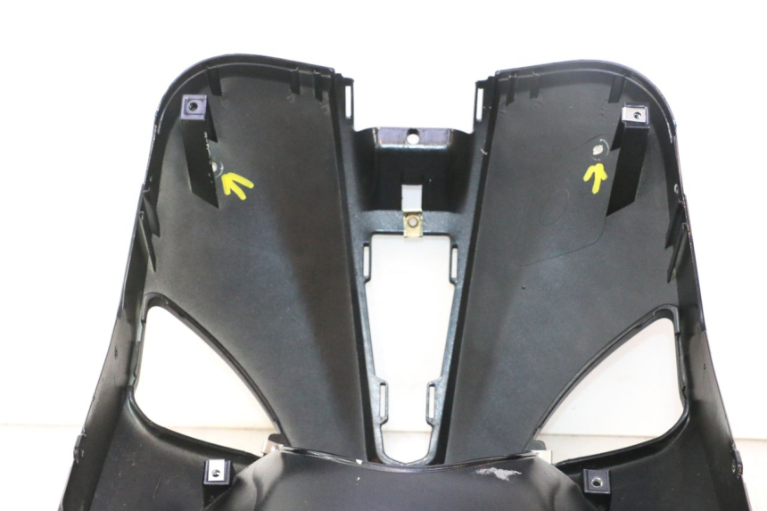 photo de SCUDO CARENA ANTERIORE PIAGGIO LIBERTY 125 (1998 - 2008) - Zoom sullo stato d'uso