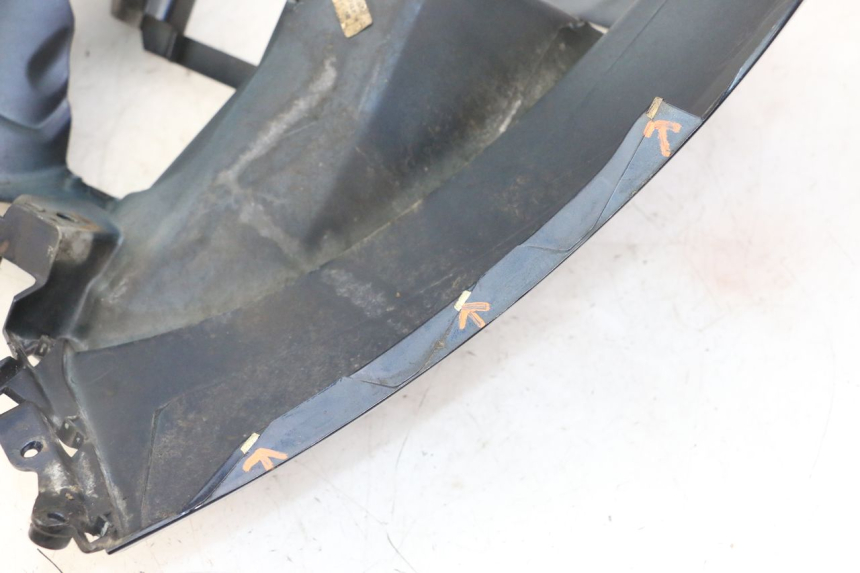 photo de SCUDO CARENA ANTERIORE PIAGGIO MP3 LT 300 (2010 - 2016) - Primo piano tecnico