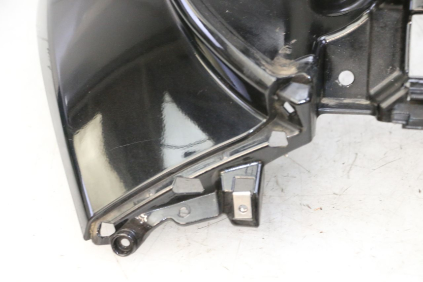 photo de SCUDO CARENA ANTERIORE PIAGGIO MP3 LT 300 (2010 - 2016) - Ispezione visiva dettagliata