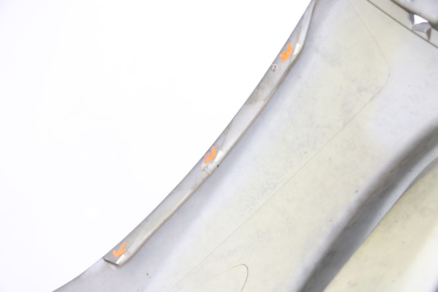 photo de SCUDO CARENA ANTERIORE PIAGGIO MP3 500 (2011 - 2015) - Caratteristiche distintive