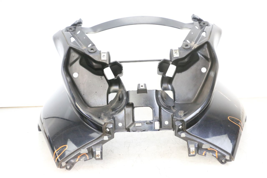 photo de SCUDO CARENA ANTERIORE PIAGGIO MP3 125 (2006 - 2014) - Vista principale