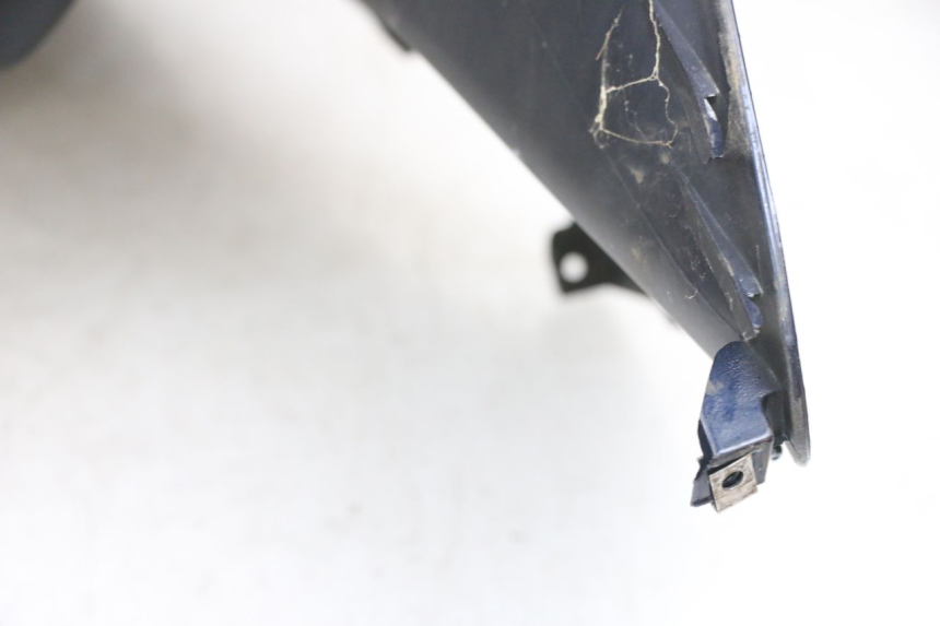 photo de SCUDO CARENA ANTERIORE PIAGGIO MP3 RL 250 (2006 - 2010) - Primo piano ad alta risoluzione