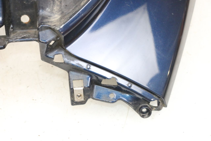 photo de SCUDO CARENA ANTERIORE PIAGGIO MP3 RL 250 (2006 - 2010) - Dettaglio del componente