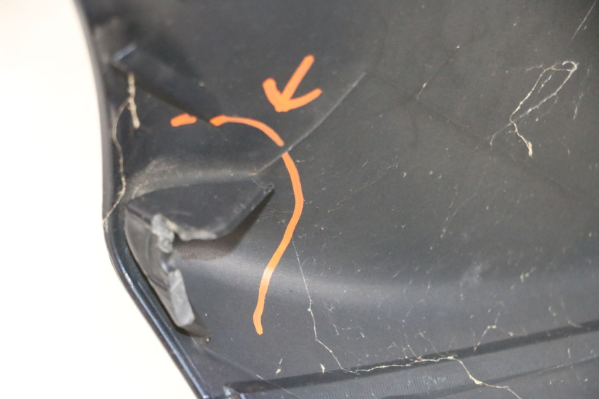 photo de SCUDO CARENA ANTERIORE PIAGGIO MP3 RL 250 (2006 - 2010) - Primo piano tecnico