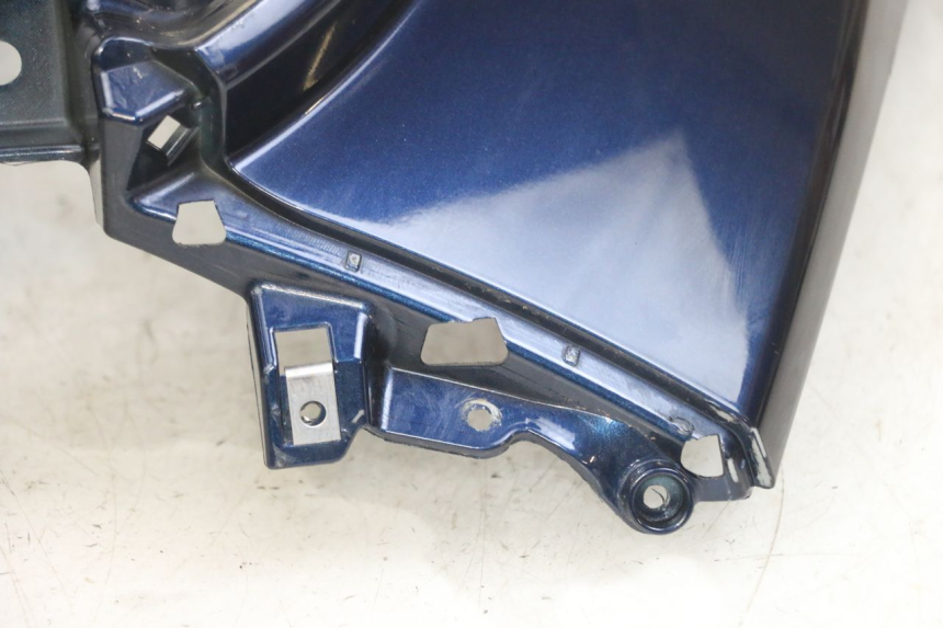 photo de SCUDO CARENA ANTERIORE PIAGGIO MP3 RL 250 (2006 - 2010) - Zoom sullo stato d'uso