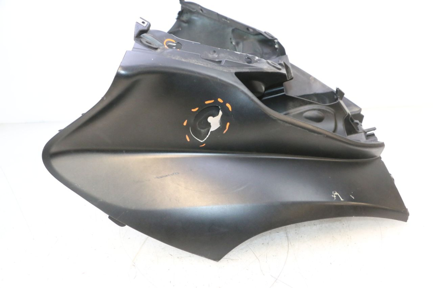 photo de SCUDO CARENA ANTERIORE PIAGGIO MP3 RL 250 (2006 - 2010) - Angolazione alternativa