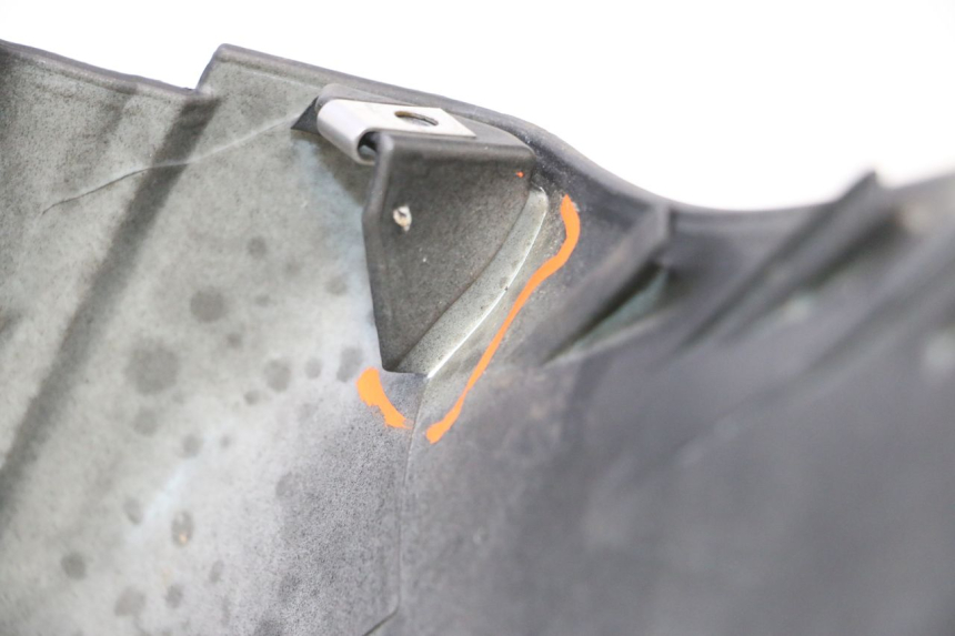 photo de SCUDO CARENA ANTERIORE PIAGGIO MP3 RL 250 (2006 - 2010) - Ricambio usato controllato