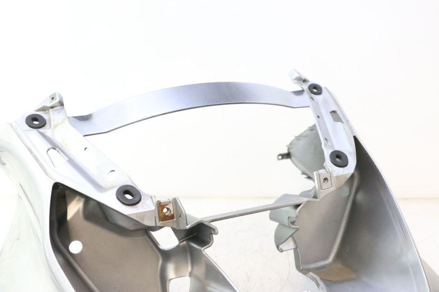 photo de SCUDO CARENA ANTERIORE PIAGGIO MP3 125 (2006 - 2014) - Dettaglio del componente