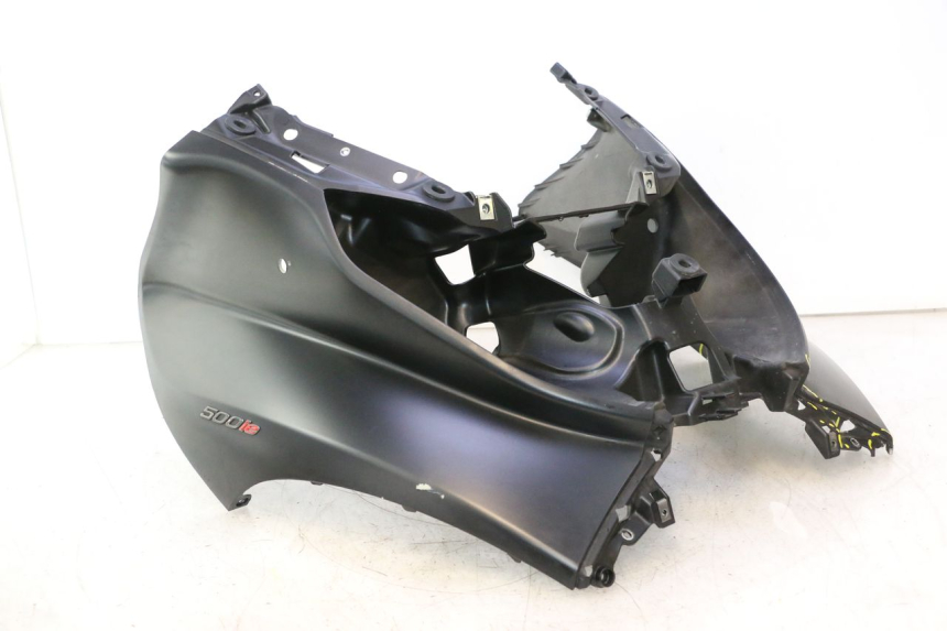 photo de SCUDO CARENA ANTERIORE PIAGGIO MP3 500 (2016 - 2018) - Ispezione visiva dettagliata