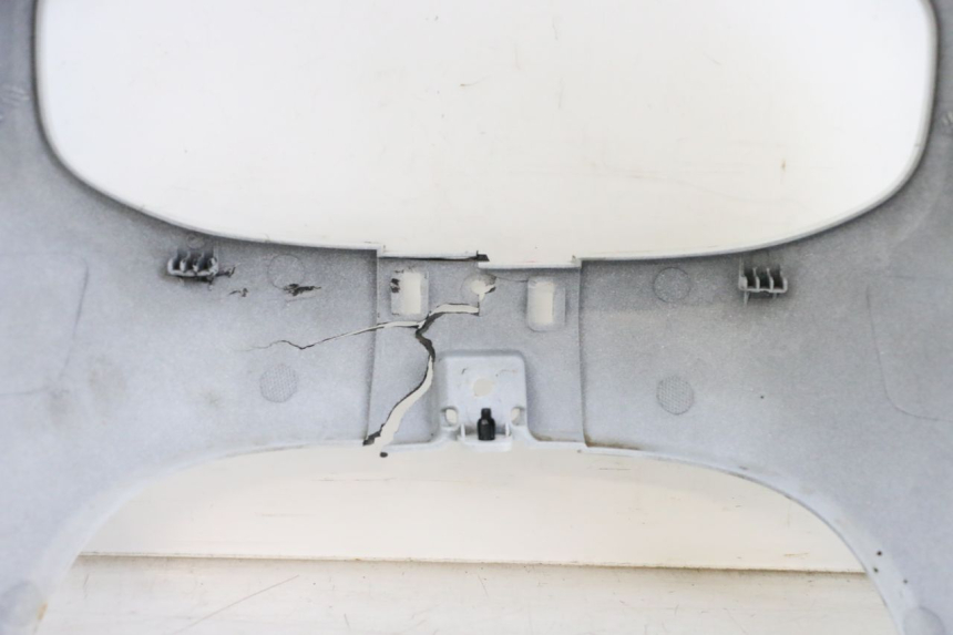 photo de SCUDO CARENA ANTERIORE YAMAHA NEO'S CORE 1 (2022 - 2026) - Stato della superficie e materiale