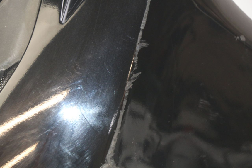 photo de SCUDO CARENA ANTERIORE PIAGGIO NEW TYPHOON 50 (2010 - 2017) - Primo piano ad alta risoluzione