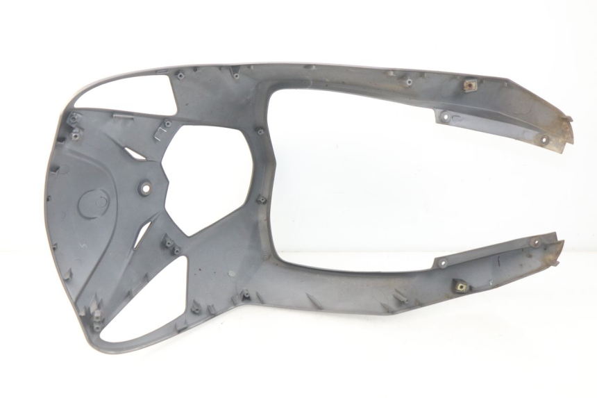 photo de SCUDO CARENA ANTERIORE SYM ORBIT 2 4T 50 (2008 - 2017) - Stato della superficie e materiale