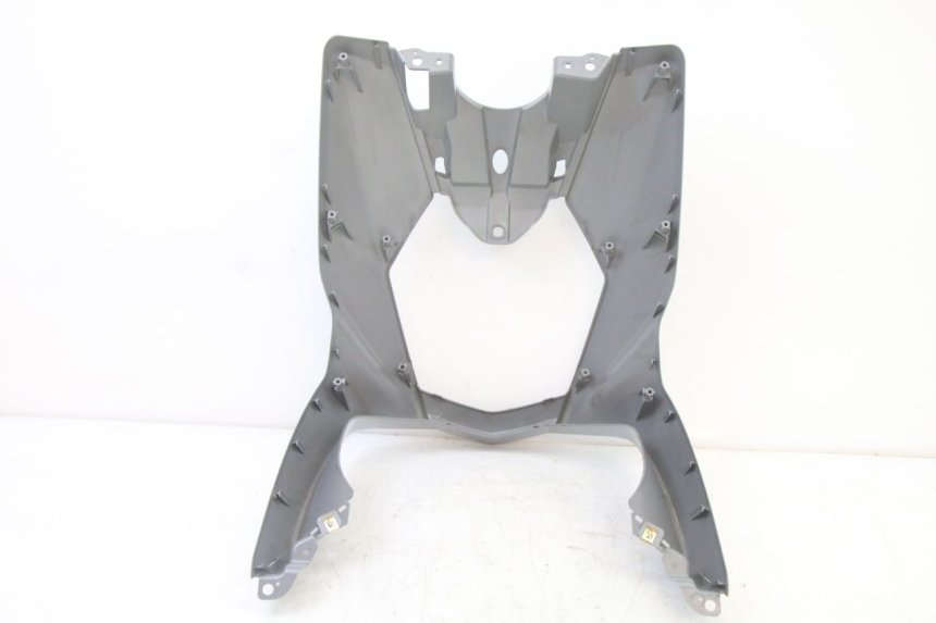 photo de SCUDO CARENA ANTERIORE SYM ORBIT III 3 4T 50 (2021 - 2025) - Zoom sui componenti