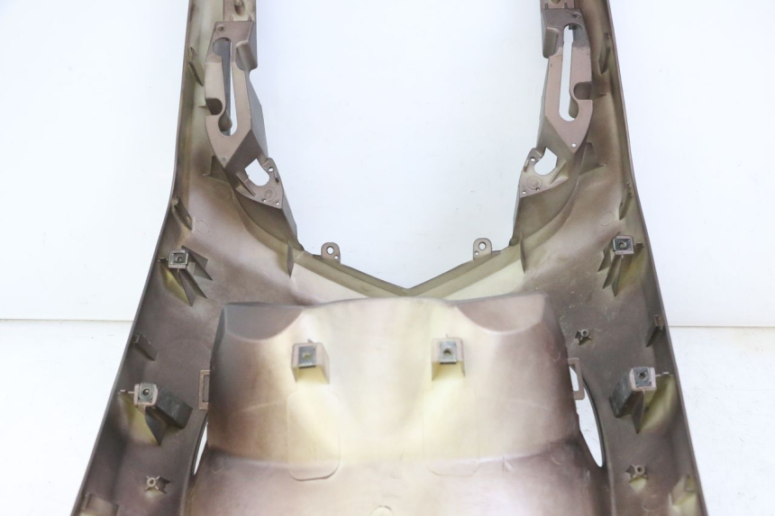 photo de SCUDO CARENA ANTERIORE PEUGEOT VIVACITY 125 (2010 - 2017) - Dettaglio del componente