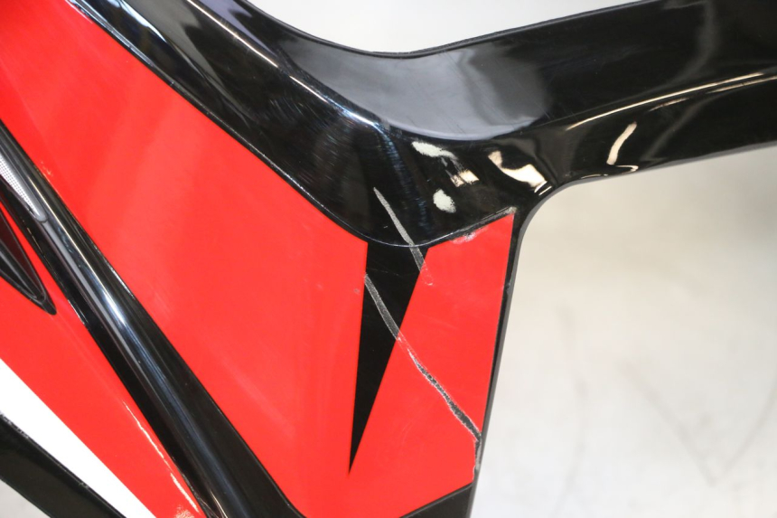 photo de SCUDO CARENA ANTERIORE ORCAL RAPTOR 50 (2015 - 2021) - Caratteristiche distintive