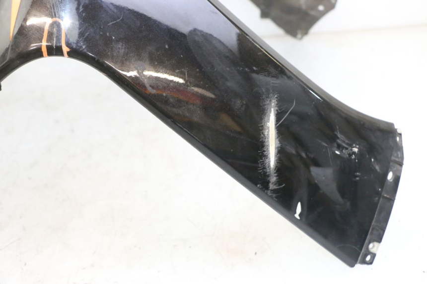 photo de FACCIATA ANTERIORE PEUGEOT SATELIS COMPRESSOR K15 125 (2006 - 2009) - Foto prodotto supplementare