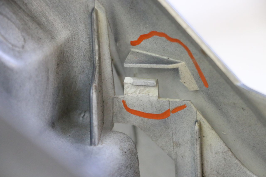 photo de SCUDO CARENA ANTERIORE PEUGEOT SATELIS 250 (2006 - 2012) - Altra angolazione