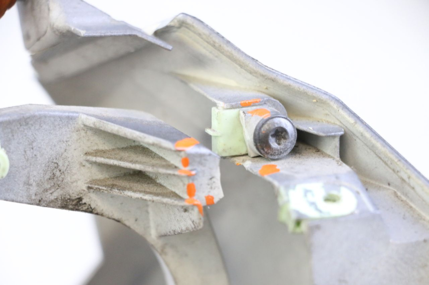 photo de SCUDO CARENA ANTERIORE PEUGEOT SATELIS 250 (2006 - 2012) - Vista d'insieme del prodotto