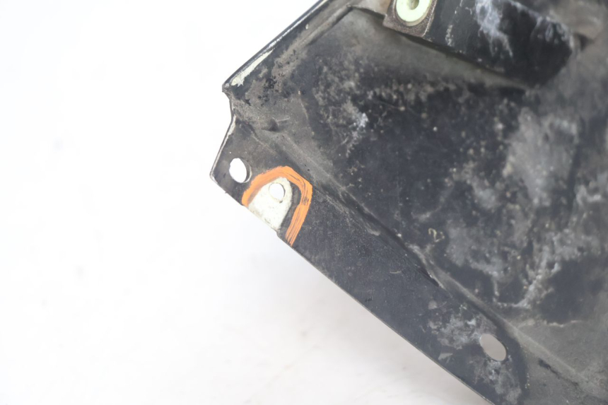 photo de SCUDO CARENA ANTERIORE PEUGEOT SATELIS 125 (2006 - 2009) - Angolazione alternativa