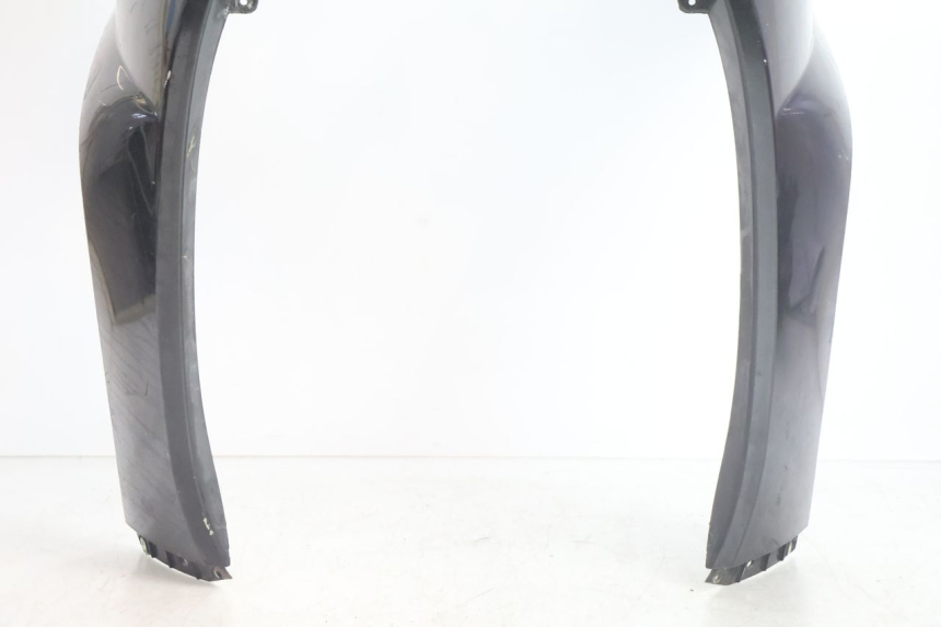 photo de SCUDO CARENA ANTERIORE PEUGEOT SATELIS 125 (2006 - 2009) - Zoom sullo stato d'uso