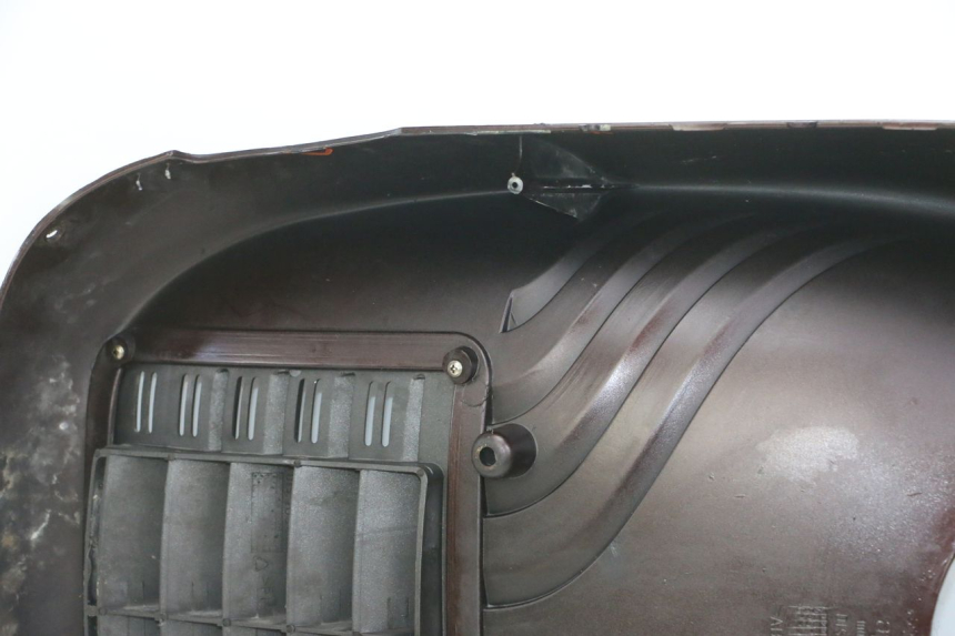 photo de SCUDO CARENA ANTERIORE APRILIA SCARABEO GT TOURING 125 (1999 - 2005) - Primo piano ad alta risoluzione