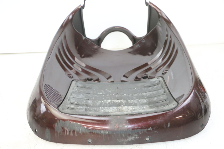 photo de SCUDO CARENA ANTERIORE APRILIA SCARABEO GT TOURING 125 (1999 - 2005) - Focus sulla struttura