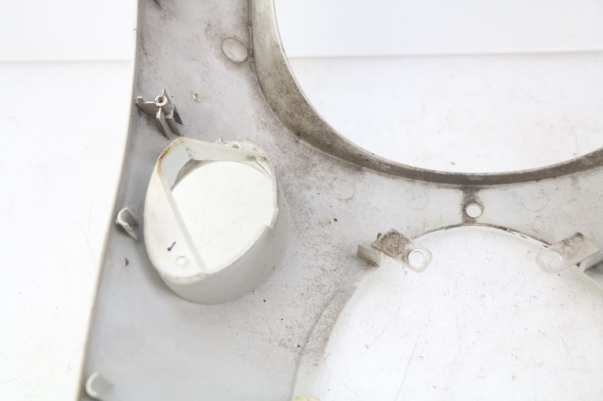 photo de FACCIATA ANTERIORE KYMCO SENTO 100 (2008 - 2013) - Primo piano tecnico