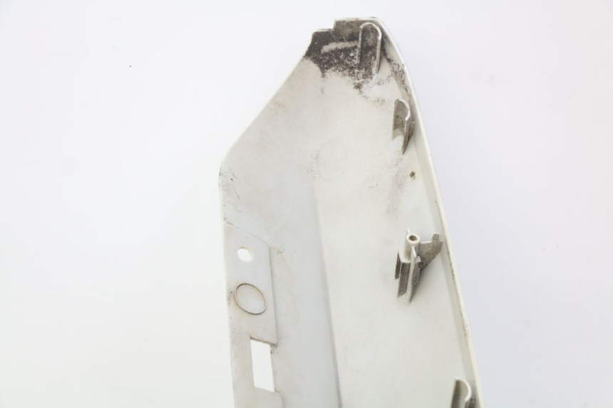 photo de FACCIATA ANTERIORE KYMCO SENTO 100 (2008 - 2013) - Dettagli dei punti di fissaggio