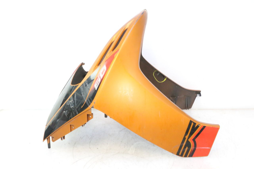 photo de SCUDO CARENA ANTERIORE APRILIA SR 2T 50 (2012 - 2017) - Focus sulla struttura