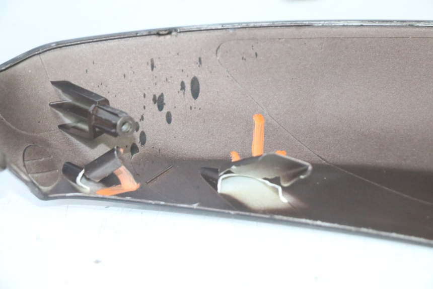 photo de SCUDO CARENA ANTERIORE PEUGEOT STREETZONE I 2T 50 (2018 - 2020) - Zoom sui componenti