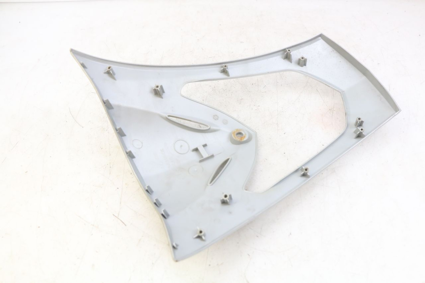 photo de FACCIATA ANTERIORE SUPERIORE KYMCO AGILITY 4T 50 (2005 - 2018) - Primo piano tecnico