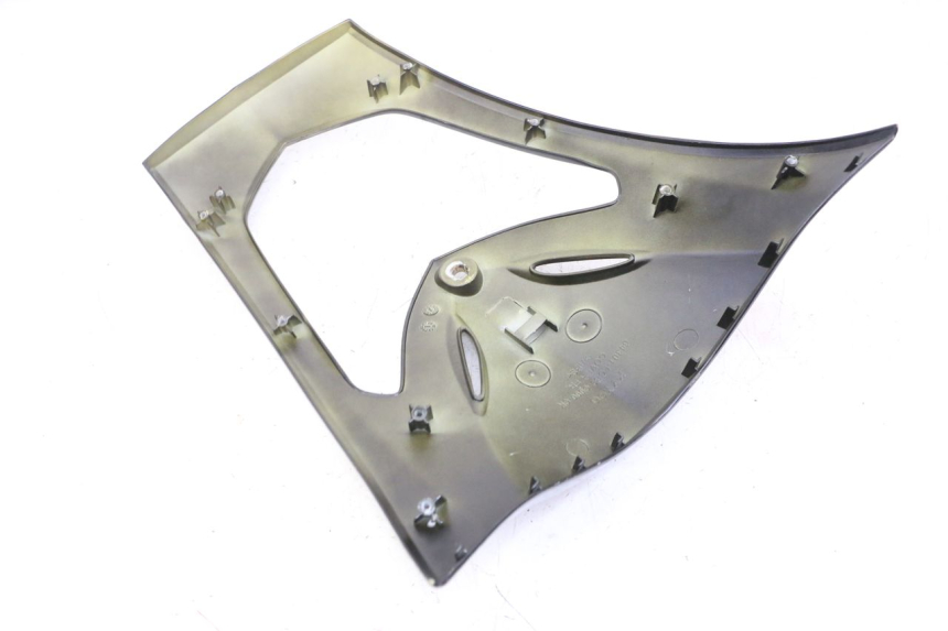 photo de FACCIATA ANTERIORE SUPERIORE KYMCO AGILITY 4T 50 (2005 - 2018) - Zoom sullo stato d'uso