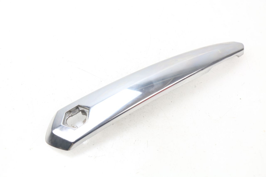 photo de FACCIATA ANTERIORE SUPERIORE PIAGGIO BEVERLY 500 (2003 - 2007) - Vista principale