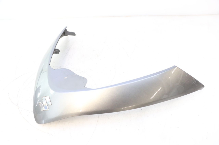 photo de CARENA ANTERIORE SUPERIORE SUZUKI BURGMAN 125 (2007 - 2014) - Altra vista dell'articolo