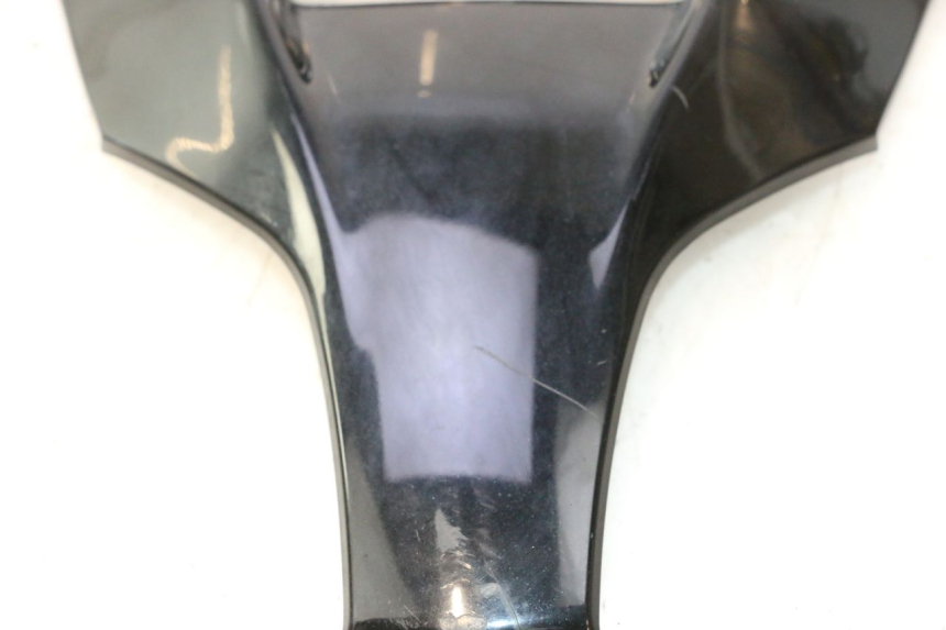 photo de CARENA ANTERIORE SUPERIORE SUZUKI BURGMAN EXECUTIVE ABS 650 (2006 - 2012) - Dettagli dei punti di fissaggio