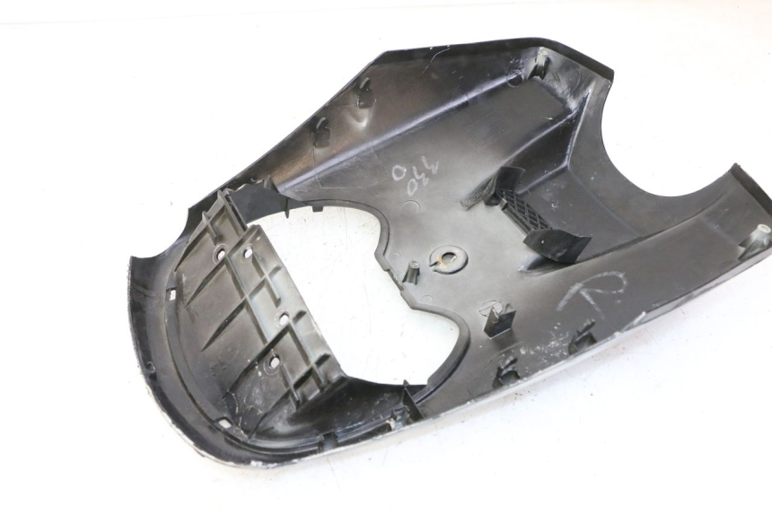 photo de CARENA ANTERIORE SUPERIORE YAMAHA BW'S 100 (1999 - 2002) - Zoom sullo stato d'uso