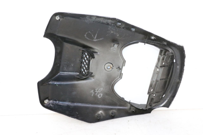 photo de CARENA ANTERIORE SUPERIORE YAMAHA BW'S 100 (1999 - 2002) - Dettagli dei punti di fissaggio