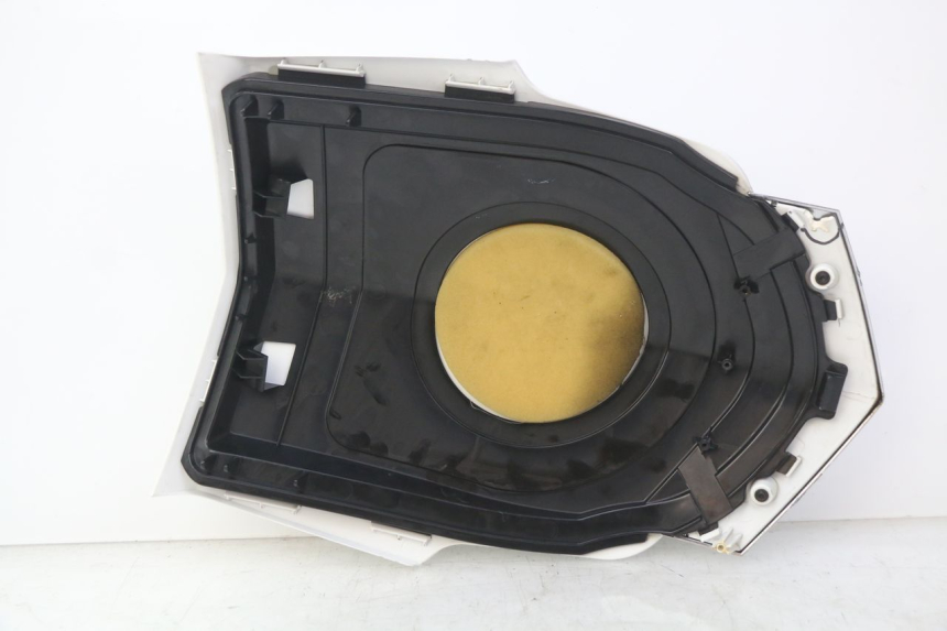 photo de FACCIATA ANTERIORE SUPERIORE PEUGEOT E-VIVACITY 1 (2012 - 2018) - Caratteristiche distintive