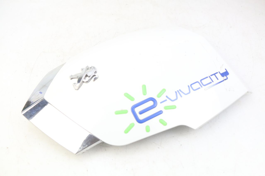 photo de FACCIATA ANTERIORE SUPERIORE PEUGEOT E-VIVACITY 1 (2012 - 2018) - Primo piano tecnico