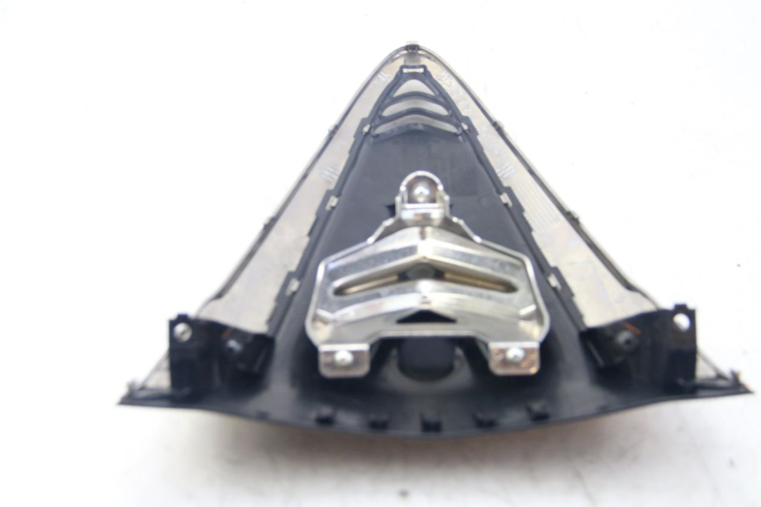 photo de FACCIATA ANTERIORE SUPERIORE YAMAHA D'ELIGHT DELIGHT 125 (2017 - 2020) - Zoom sullo stato d'uso