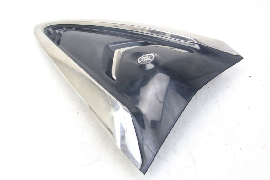 photo de FACCIATA ANTERIORE SUPERIORE YAMAHA D'ELIGHT DELIGHT 125 (2017 - 2020) - Altra angolazione