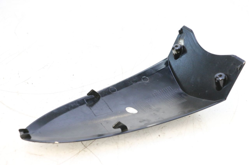 photo de CARENA ANTERIORE SUPERIORE KEEWAY F-ACT FACT EVO 50 (2020 - 2026) - Zoom sullo stato d'uso