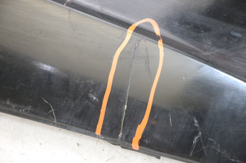 photo de FACCIATA ANTERIORE SUPERIORE TNT MOTOR FASTINO 4T 50 (2013 - 2019) - Dettagli dei punti di fissaggio