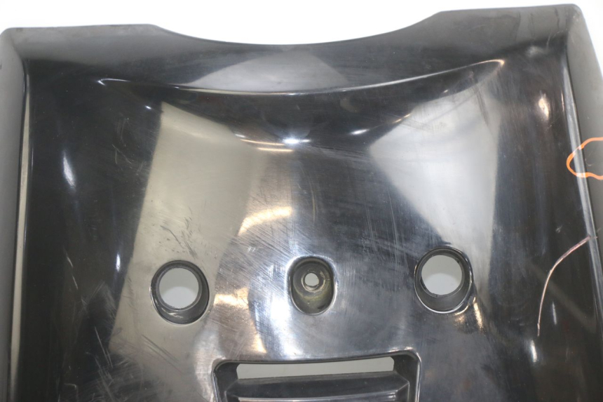 photo de FACCIATA ANTERIORE SUPERIORE TNT MOTOR FASTINO 4T 50 (2013 - 2019) - Marcature e riferimenti originali